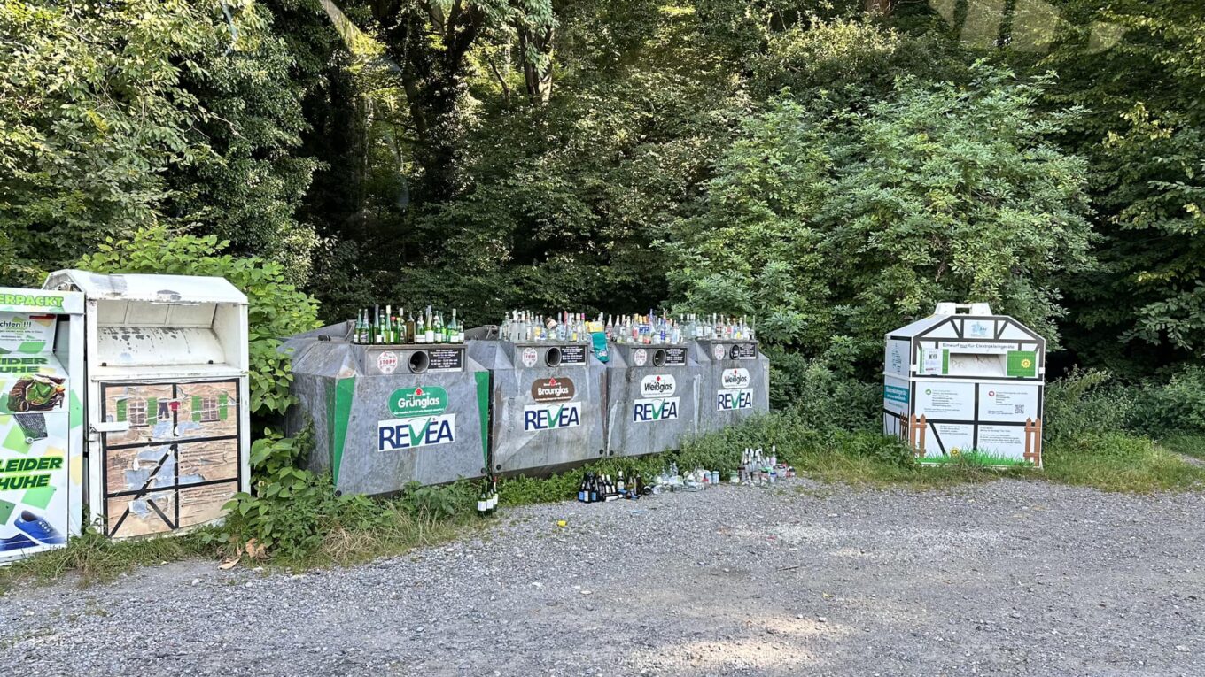 Ärger über volle Glascontainer in Leichlingen - 3